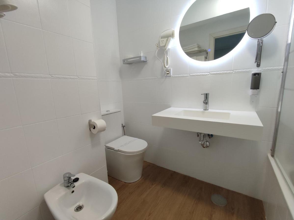 Hostal Lucy Santander Eksteriør bilde