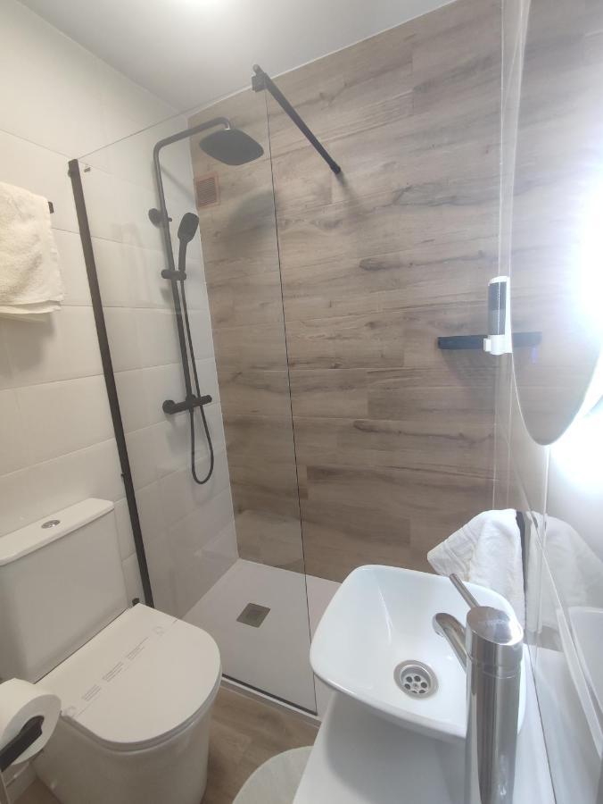 Hostal Lucy Santander Eksteriør bilde