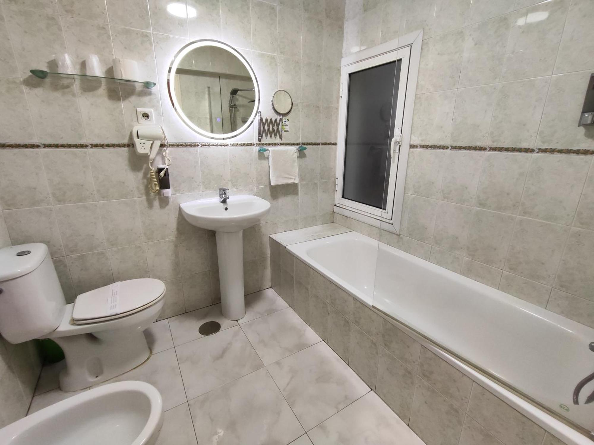 Hostal Lucy Santander Eksteriør bilde